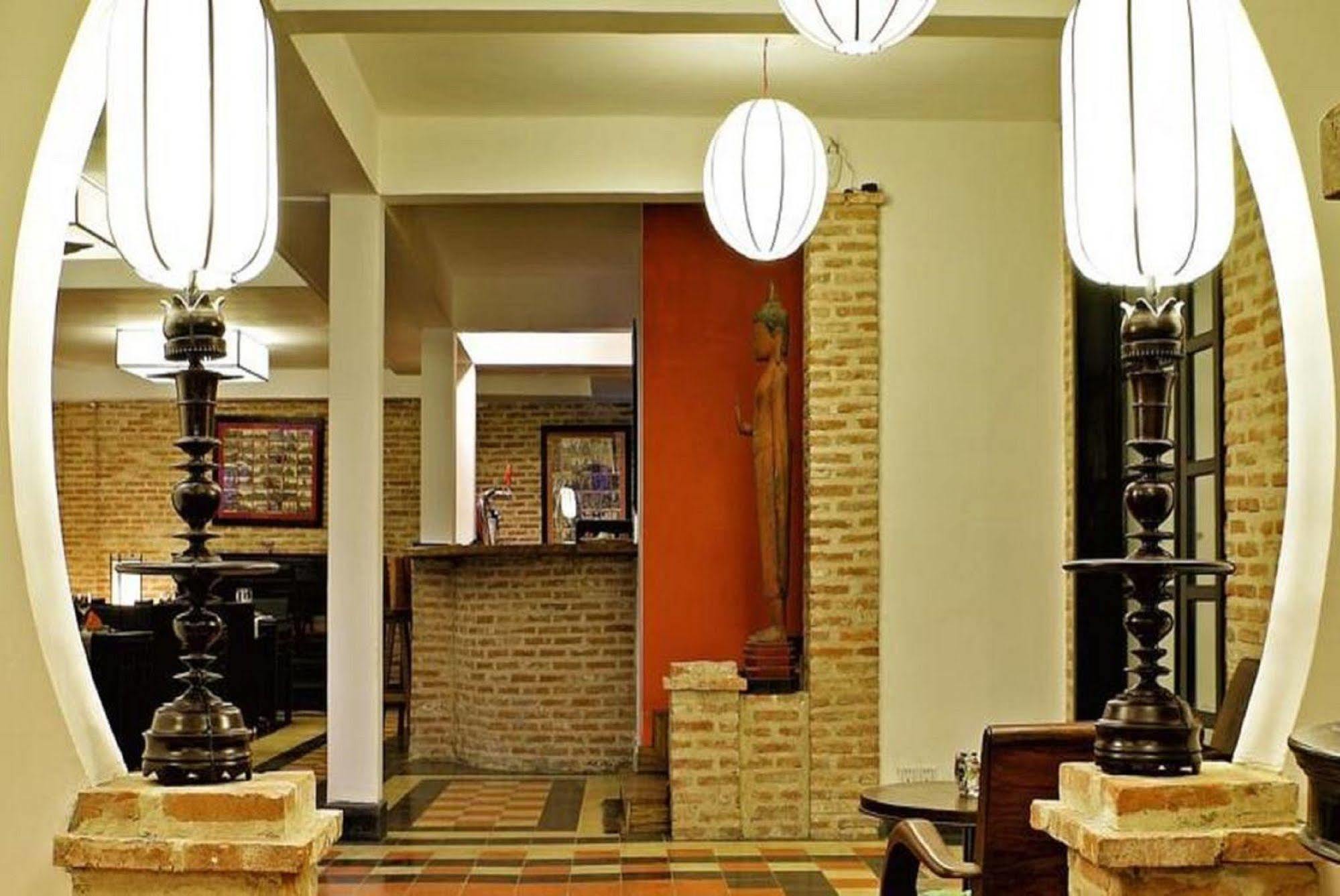 Villa Silk Road Hotel Phnompen Kültér fotó